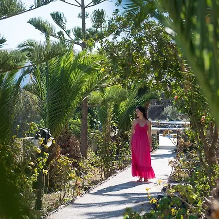 Aelia By Eltheon * Imerovigli (Santorini)